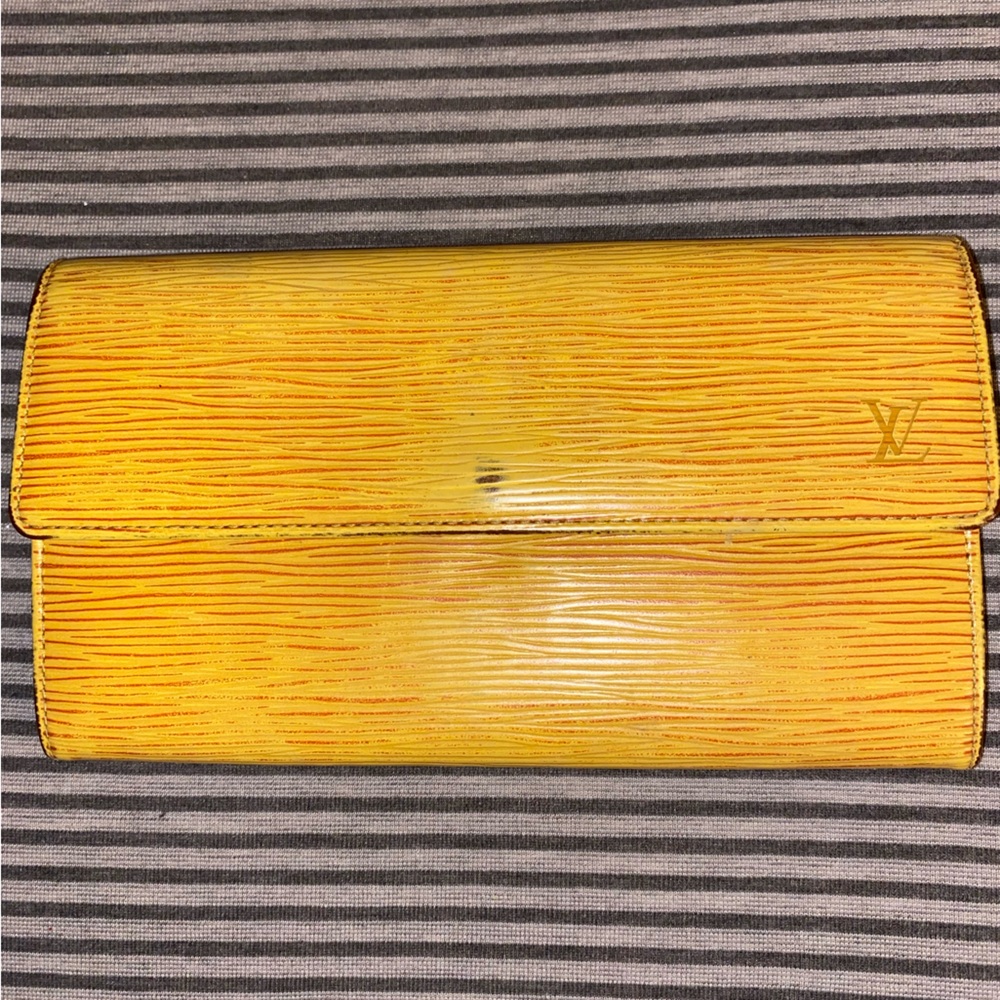 LV wallet